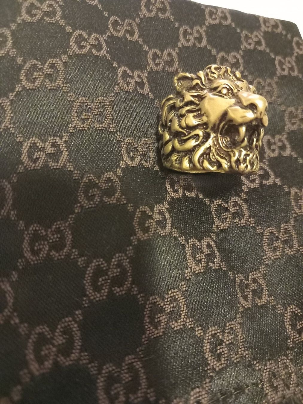 Gucci Anelli: Gucci bague à tête de lion – Usato da Le Grand-Saconnex venduto da Rgt87 1