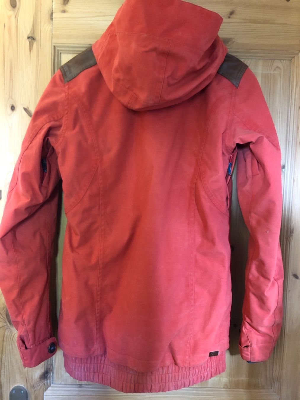 Roxy Giacche: Snowboardjacke Roxy Damen Gr. S - neuwertig – Usato da Luzern venduto da mhbob 1