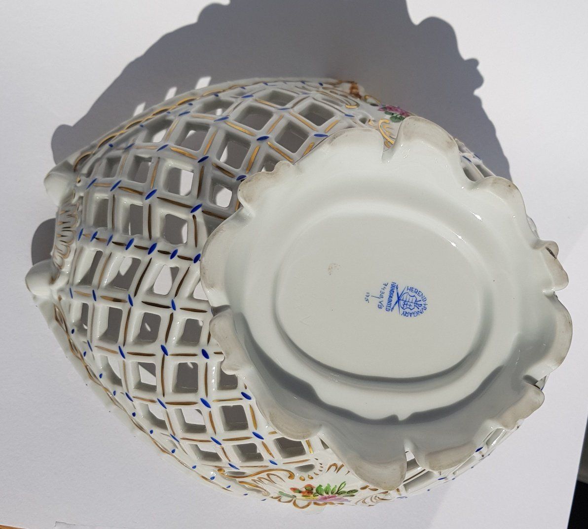 Herend Ciotole: Herend - Grosse  Schale -  Schweizer Sammlung – Usato da Horw venduto da Kunstreich7 9