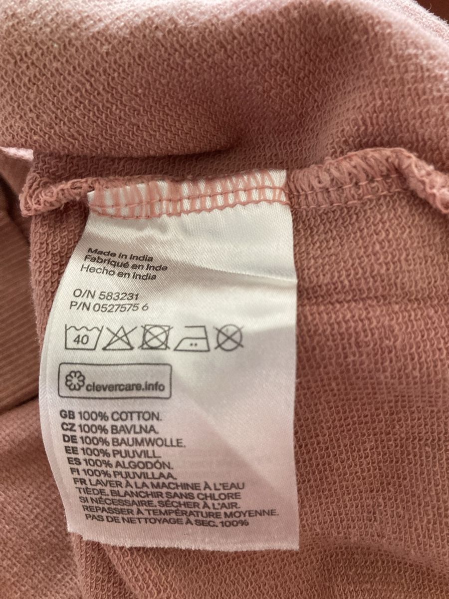 Pulls & Sweat-shirts: Kurz Pullover S – D'occasion à Kesswil par Branca-01 7