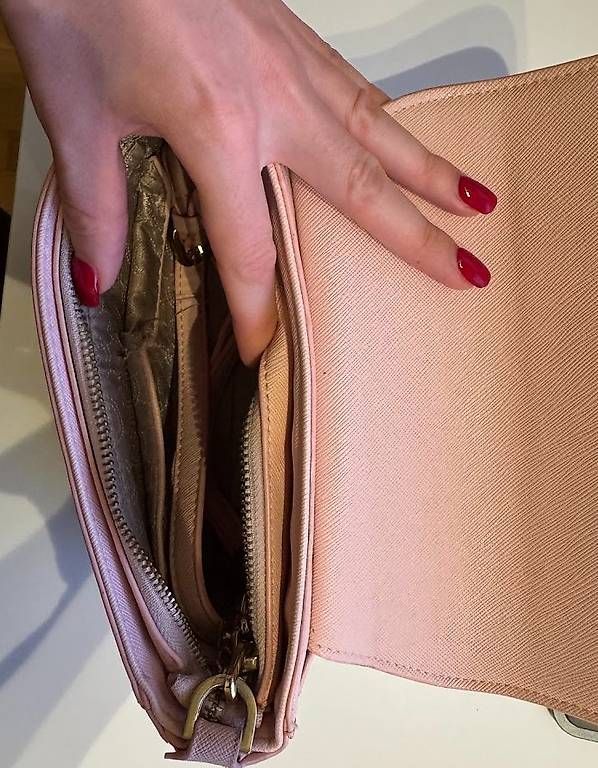 Borse da donna: Tasche Michael Kors + Postzustellung – Usato da Zürich venduto da ani_m8q2 1