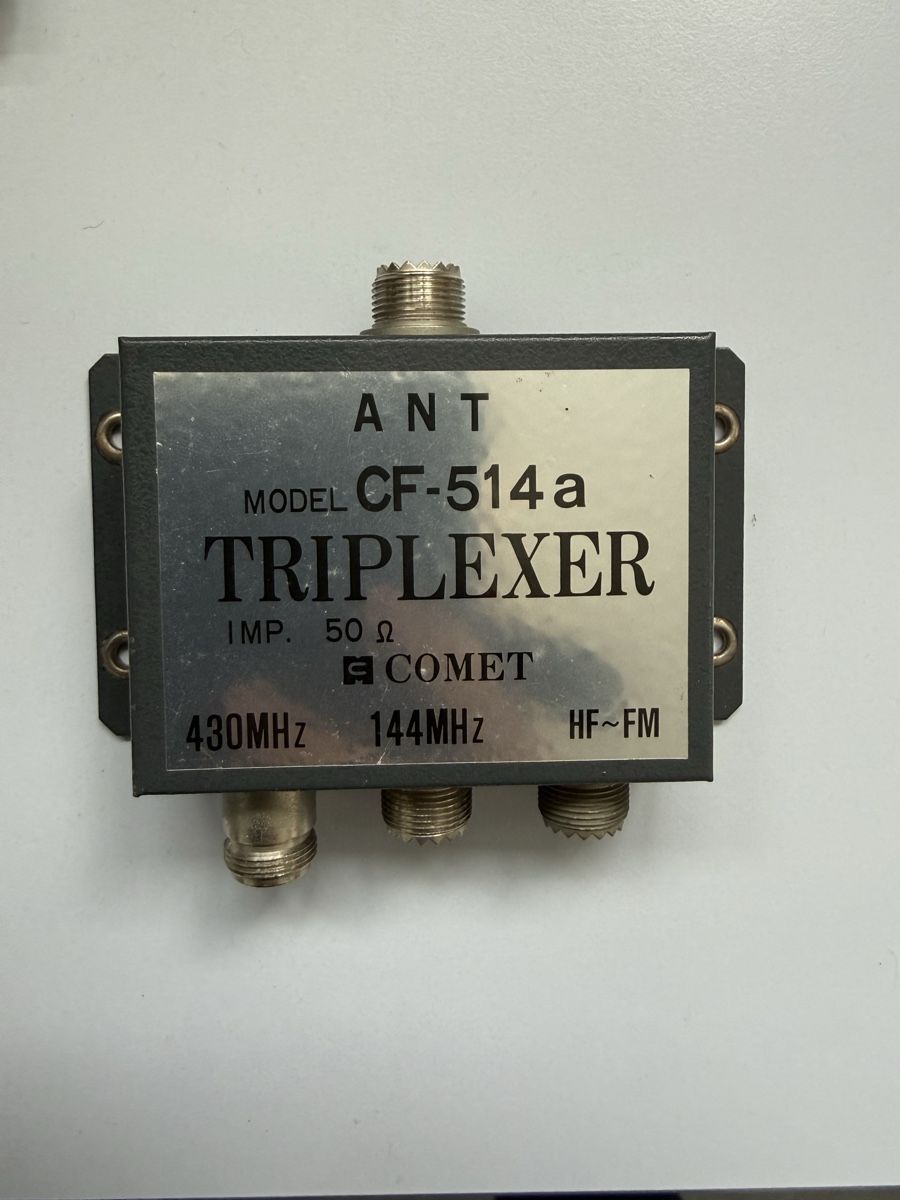 Laufwerke & Adapter: Comet ANT Triplexer CF-514a, – Gebraucht aus Herisau von Valentin6 1