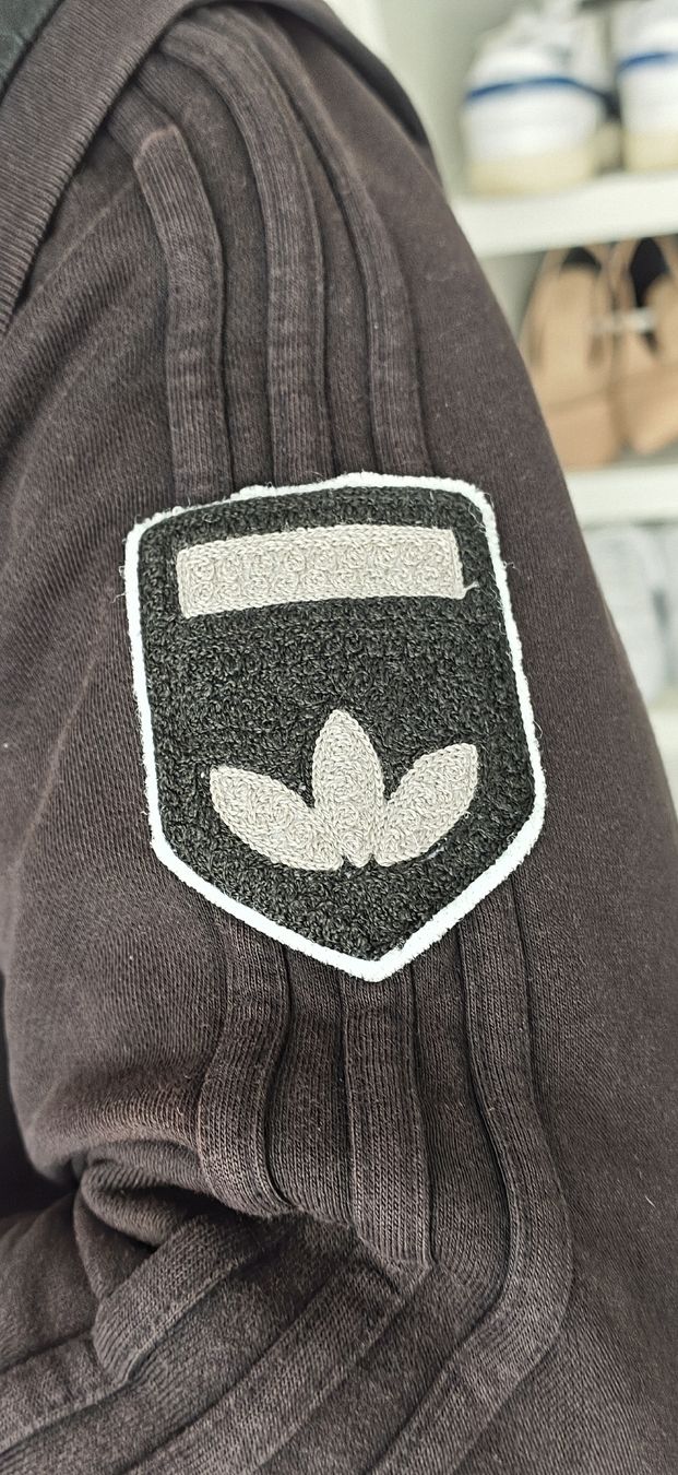 Adidas Giacche: Adidas Kapuzenjacke – Usato da Bülach venduto da mastika82 3
