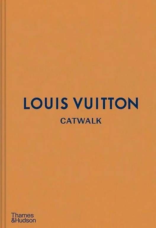 Libri: Louis Vuitton Coffee Table Book – Usato da Zürich venduto da Lara.01 1
