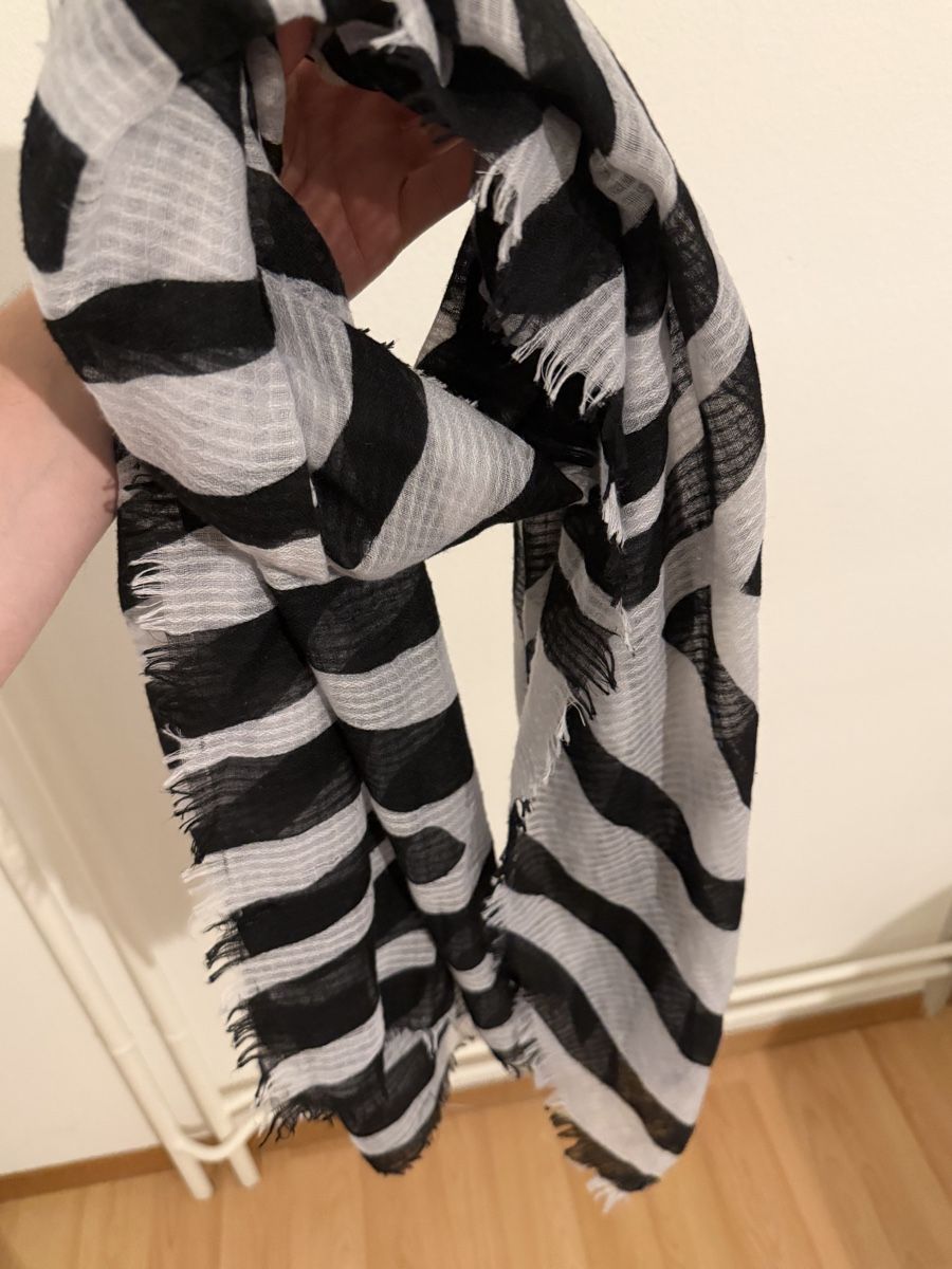 Foulard & Sciarpe: Zebra Schal – Nuovo (secondo la descrizione) da St. Gallen venduto da lio_75kd