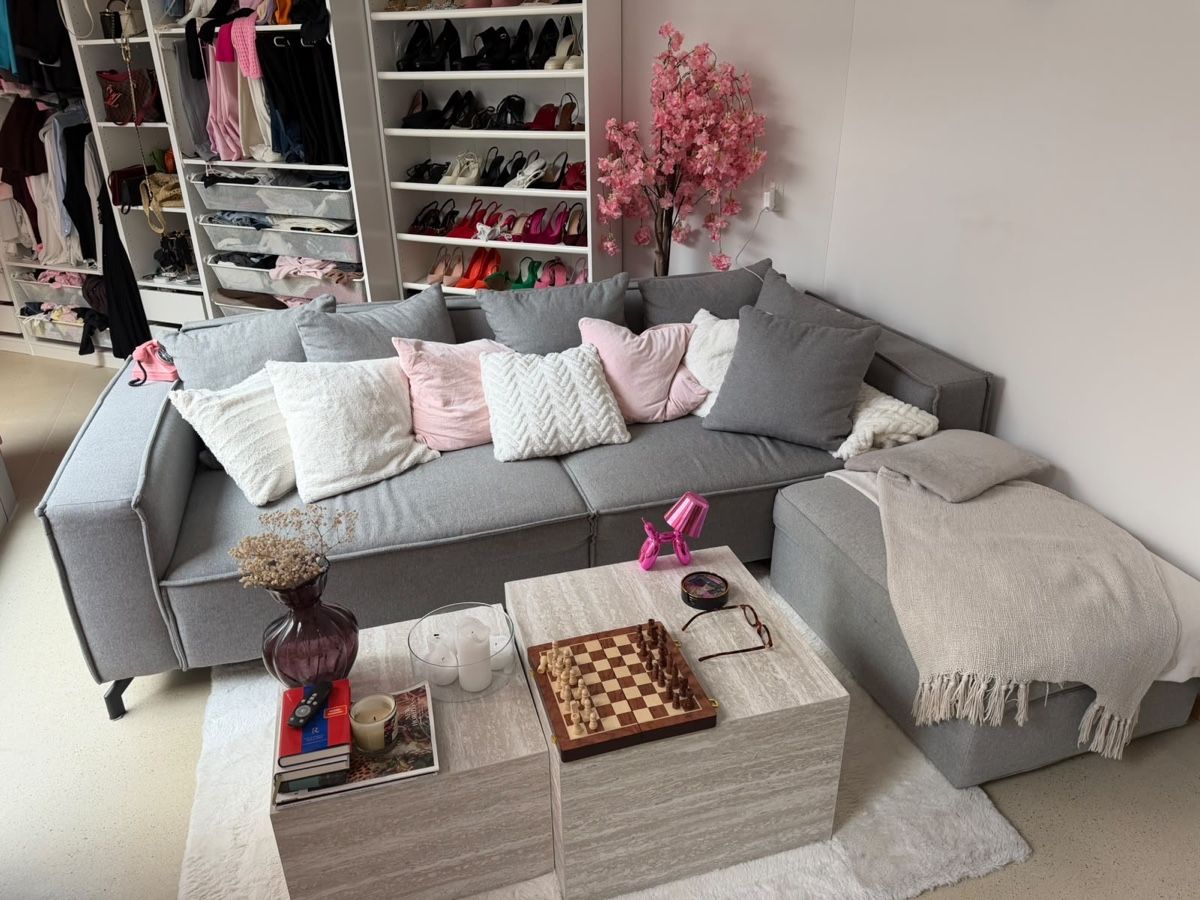 Divani: Sofa grau (Hocker Kivik freistehend) – Usato da Binningen venduto da imasy 5
