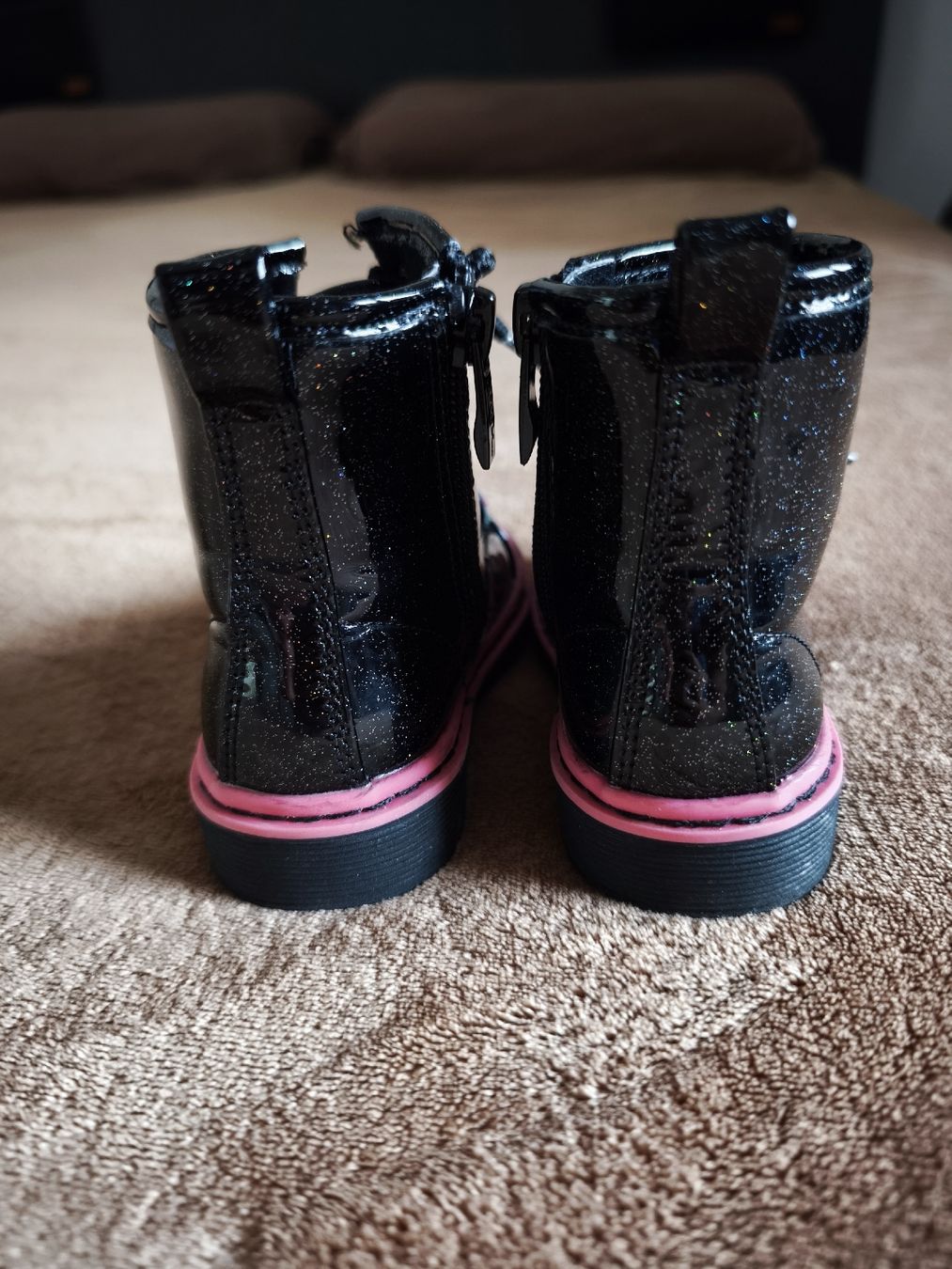 Scarpe per ragazze: Mädchen Winterstiefel 23 – Usato da Studen BE venduto da Dianatorres 3