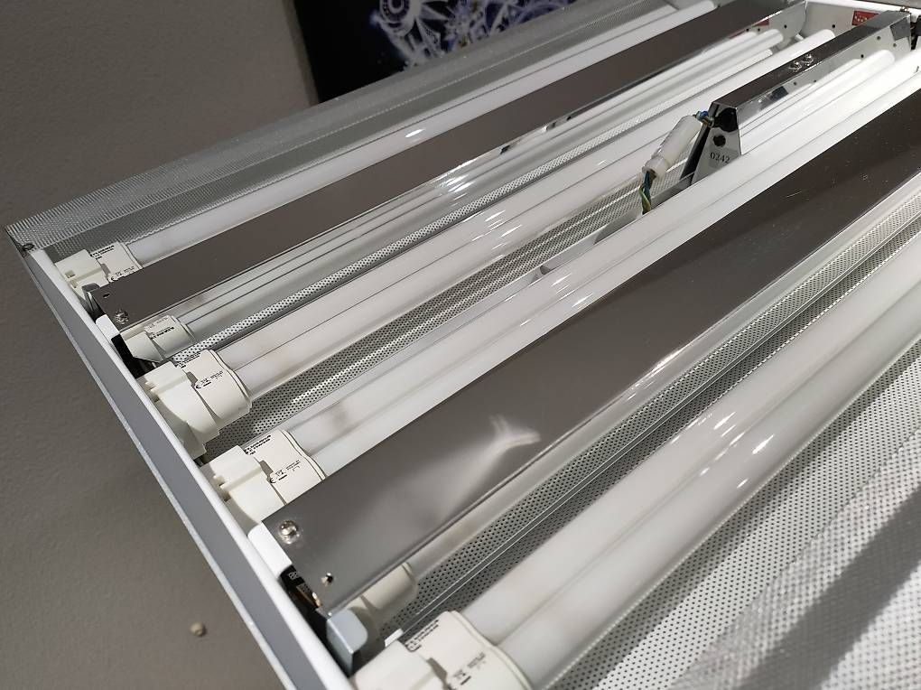 Lampen: Büro Stehleuchte Ständerlampe – Gebraucht aus Altishofen von Nadali 3