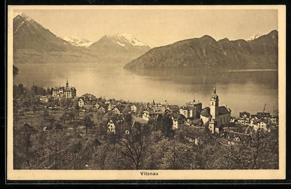 Cartes postales: Vitznau, Totalansicht mit Gebirgspanoram – D'occasion à Berlin par bartko-reher