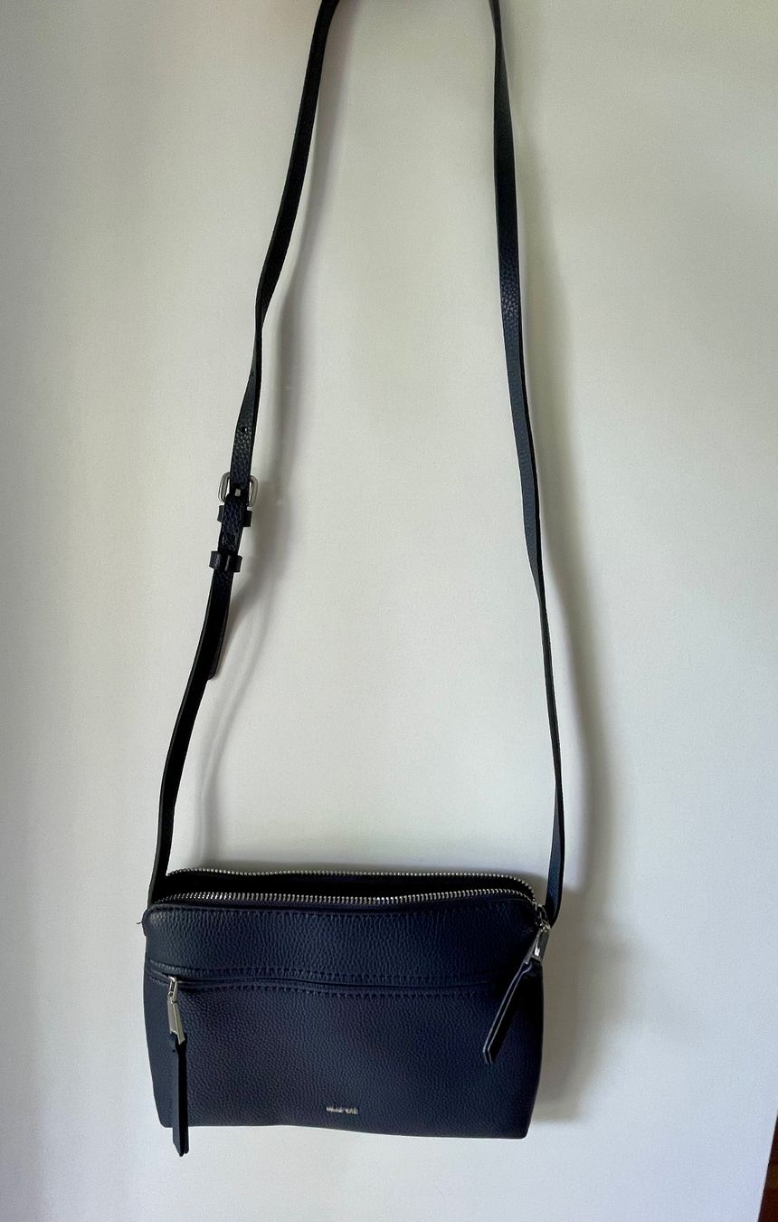 Taschen für Damen: Kleine dunkelblaue Umhängetasche – Neu (gemäss Beschreibung) aus Zug von mon_8wg6 3