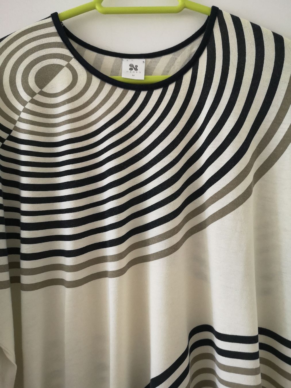 Maglioni & Felpe: Langarmshirt Gr. M - nanso - Spendenaktion – Nuovo (secondo la descrizione) da Unterkulm venduto da Beljasch 1