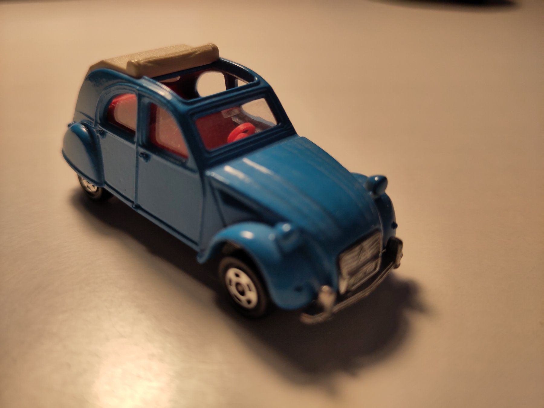 Citroën Modellini d'auto: Modellauto Tomica Citroen 2CV – Usato da Bülach venduto da Tiefschlaflos 2