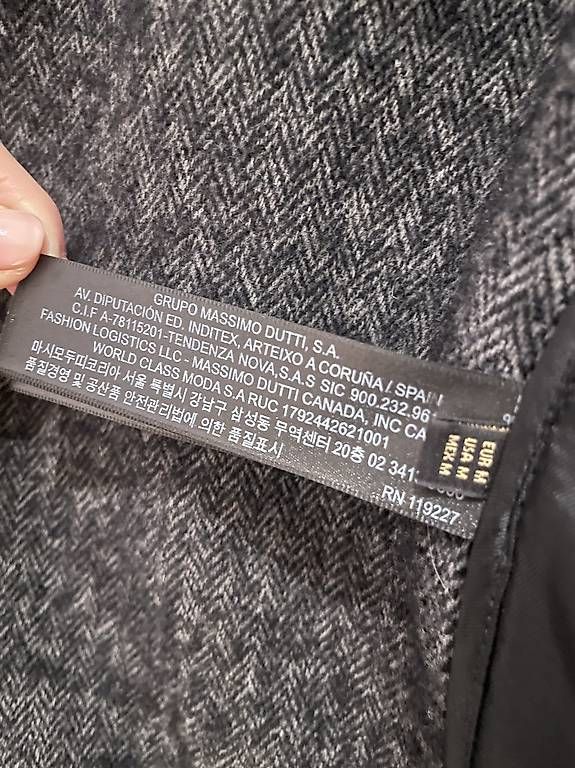 Giacche: Jacke von Massimo Dutti – Usato da Winterthur venduto da Romi 3