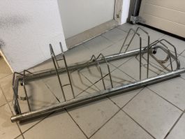 Support / range / râtelier pour 4 vélos standard ou vtt