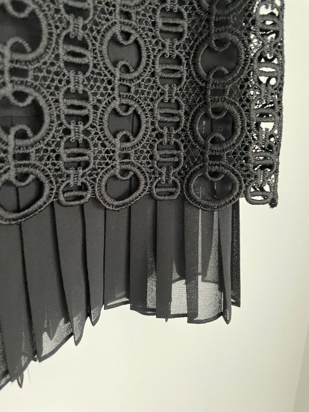 Sandro Vestiti: ROBE SANDRO – Nuovo e nell'imballaggio originale da Morges venduto da Igp10 9