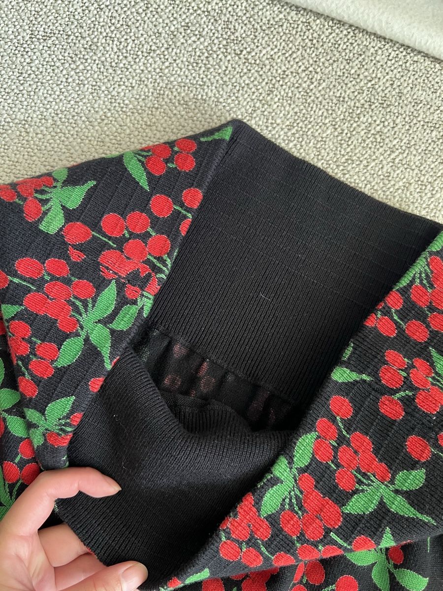 Gonne: Cherry vintage skirt size M – Usato da Zürich venduto da dor_9l9g 3