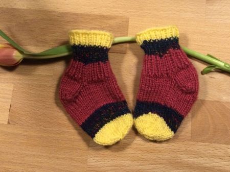 Babysocken 🌷👶🌷 - handgestrickt - ab Geburt - NEU