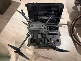 DJI Matrice 350 RTK / Caméra H30T