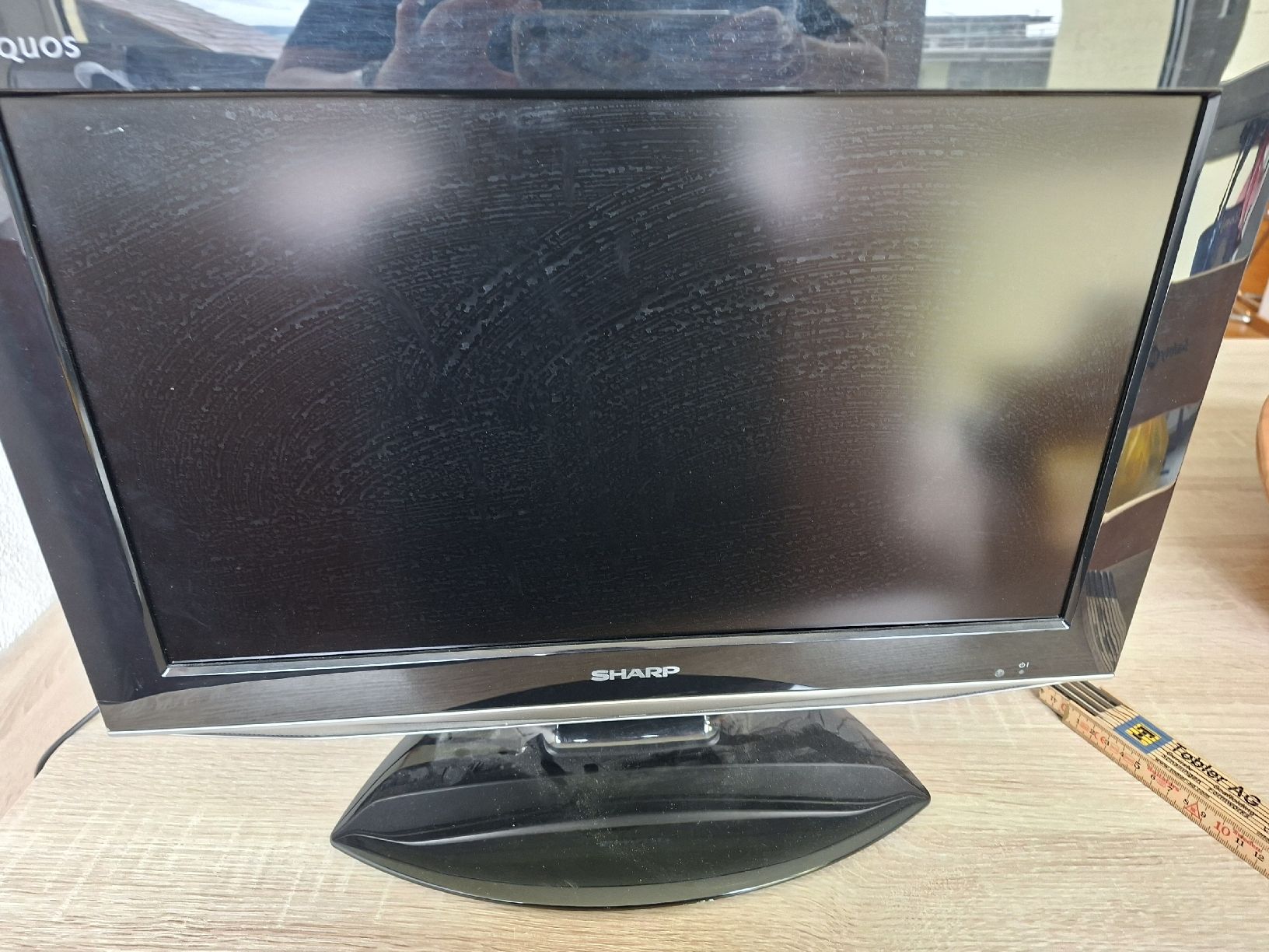 Televisori: Sharp Aquos LCD TV, – Usato da Bäch SZ venduto da nadinek85 1