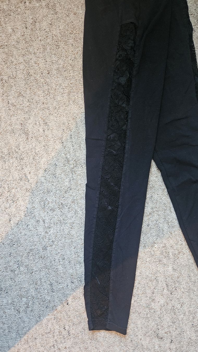 Leggings: Leggings in schwarz, Grösse M – Usato da Lippoldswilen venduto da topmodel62 1