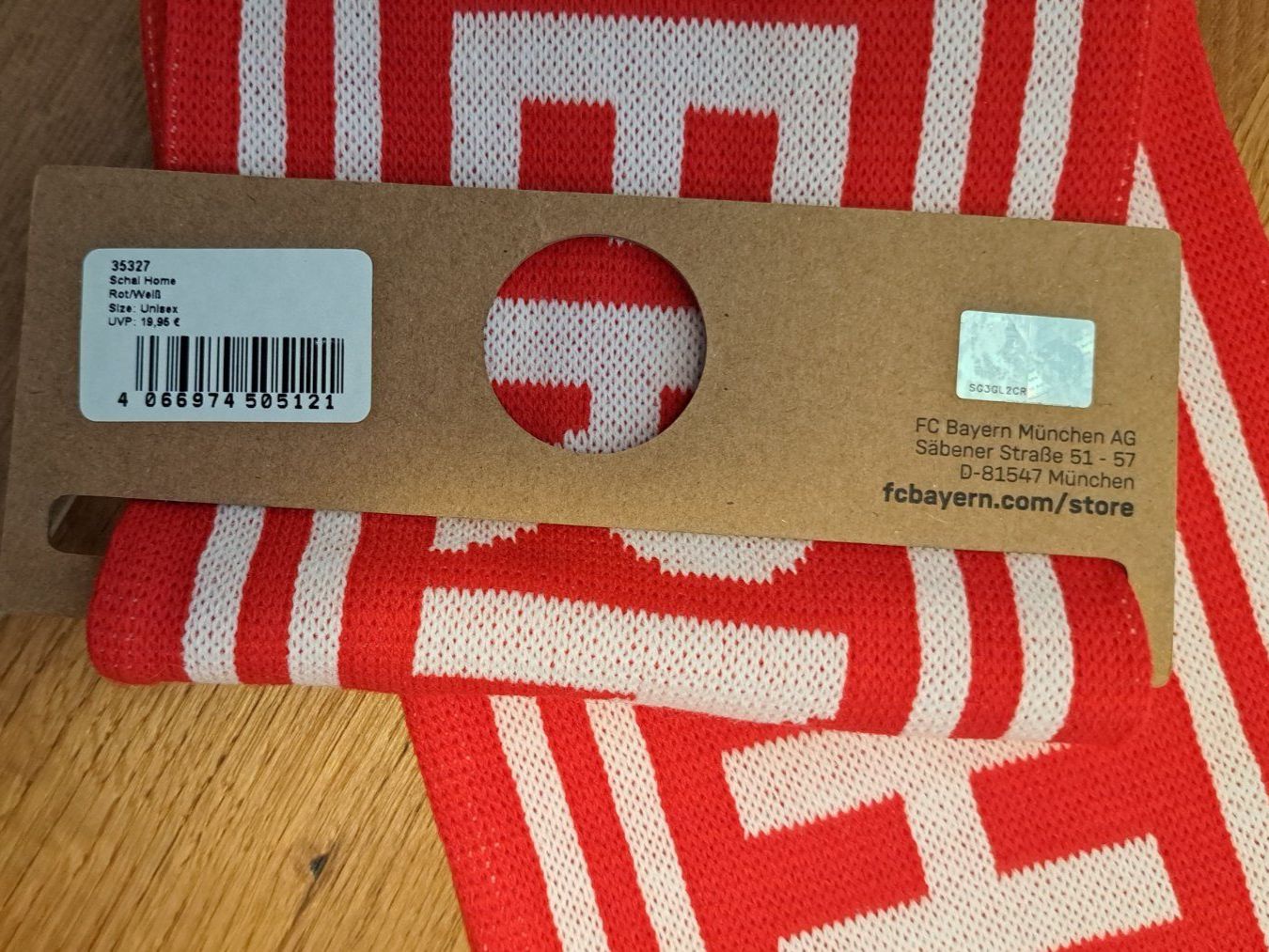 Foulards & écharpes: FC Bayern München Fanschal – Neuf avec emballage d'origine à Erlinsbach par carolinalexia 3