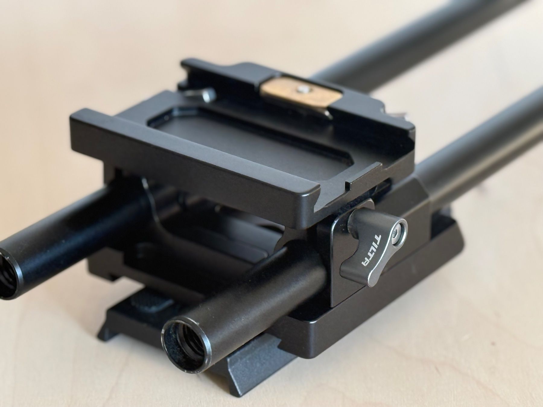 Altri Accessori: Tilta 15mm LWS Baseplate Type I – Usato da Solothurn venduto da omtara 1