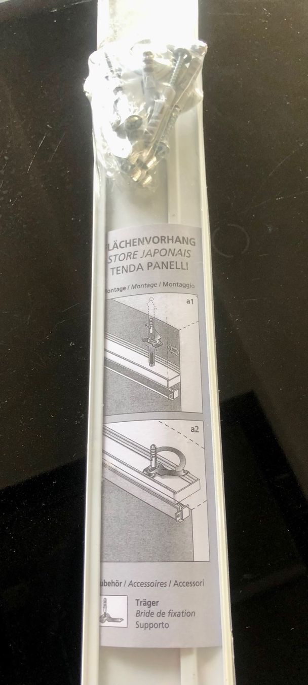 Migros Tende: Flächenvorhang mit Schiene – Nuovo e nell'imballaggio originale da Ebmatingen venduto da Puma_1 9