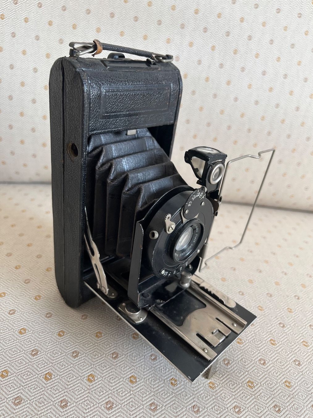 Fotocamera: Hemax Folding Camera Héard & Mallonjod ca. 1930 – Usato da Liestal venduto da Socrate