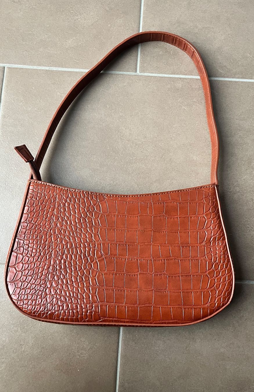 Borse da donna: Schultertasche in Kroko-Optik – Usato da Zollikofen venduto da _Calanthea_