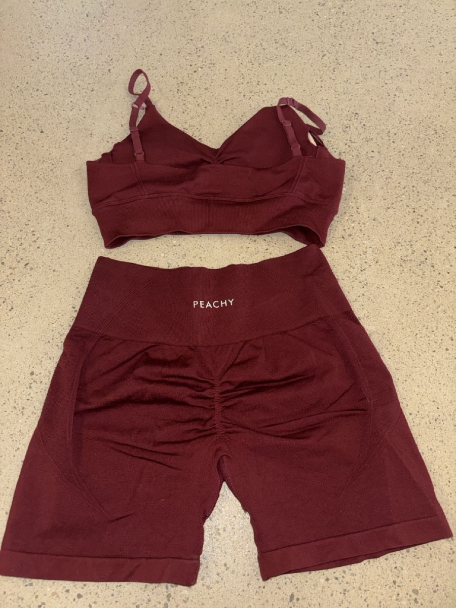 Lotti di vestiti: Peachy Sport Set, Weinrot, Grösse M – Nuovo (secondo la descrizione) da Winterthur venduto da lin0a 1