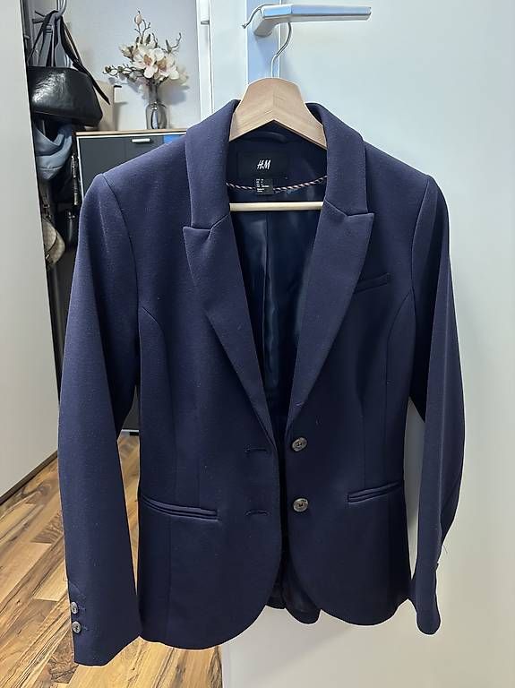 Giacche: Blazer dunkelblau H&M Grösse S – Usato da St. Gallen venduto da mustang96