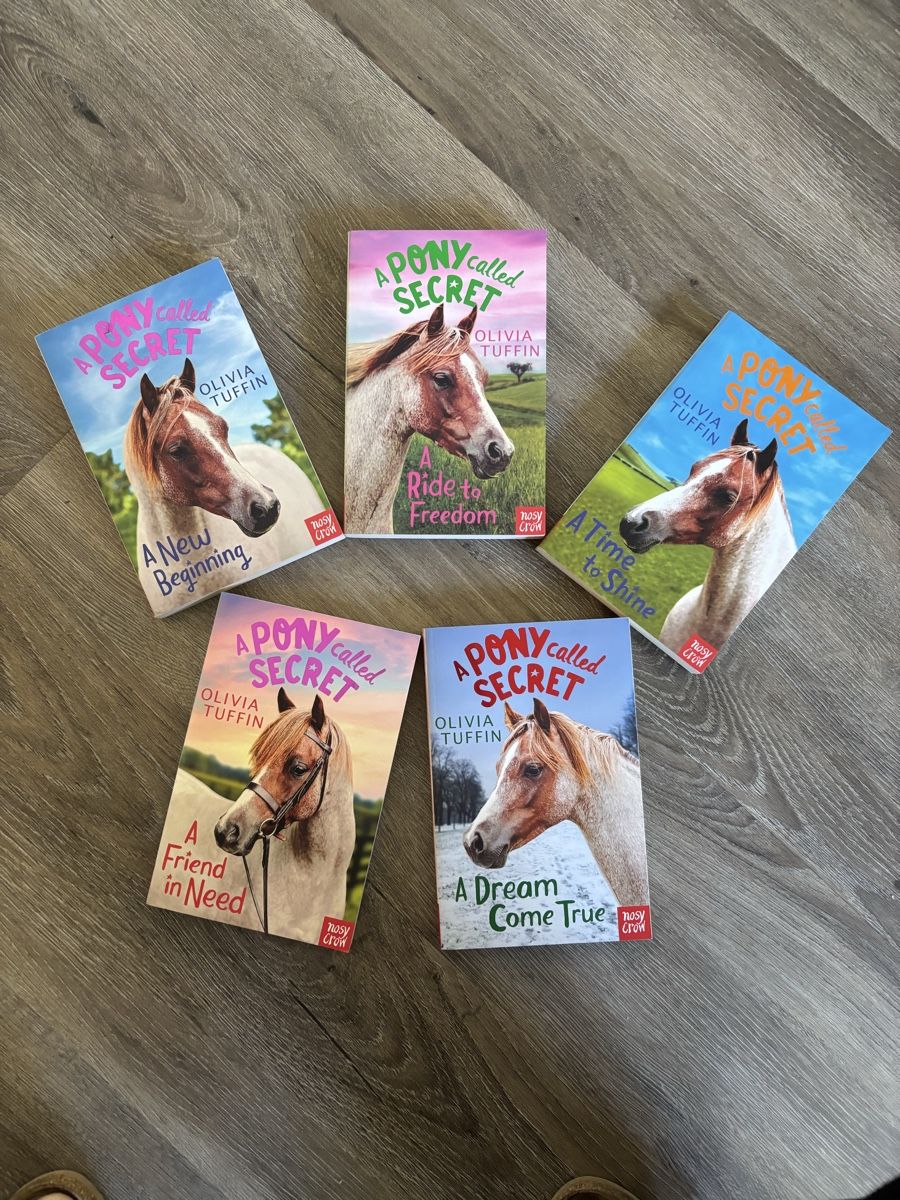 Libri: A Pony called Secret – Nuovo (secondo la descrizione) da Baden venduto da frb_2cjk