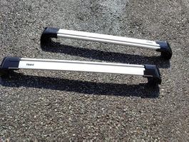 2 barres Thule en aluminium, avec supports pour evoque 2018