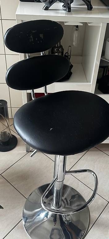 Hocker: Deux Tabourets De Bar – Gebraucht aus Lausanne von bre_j2y5