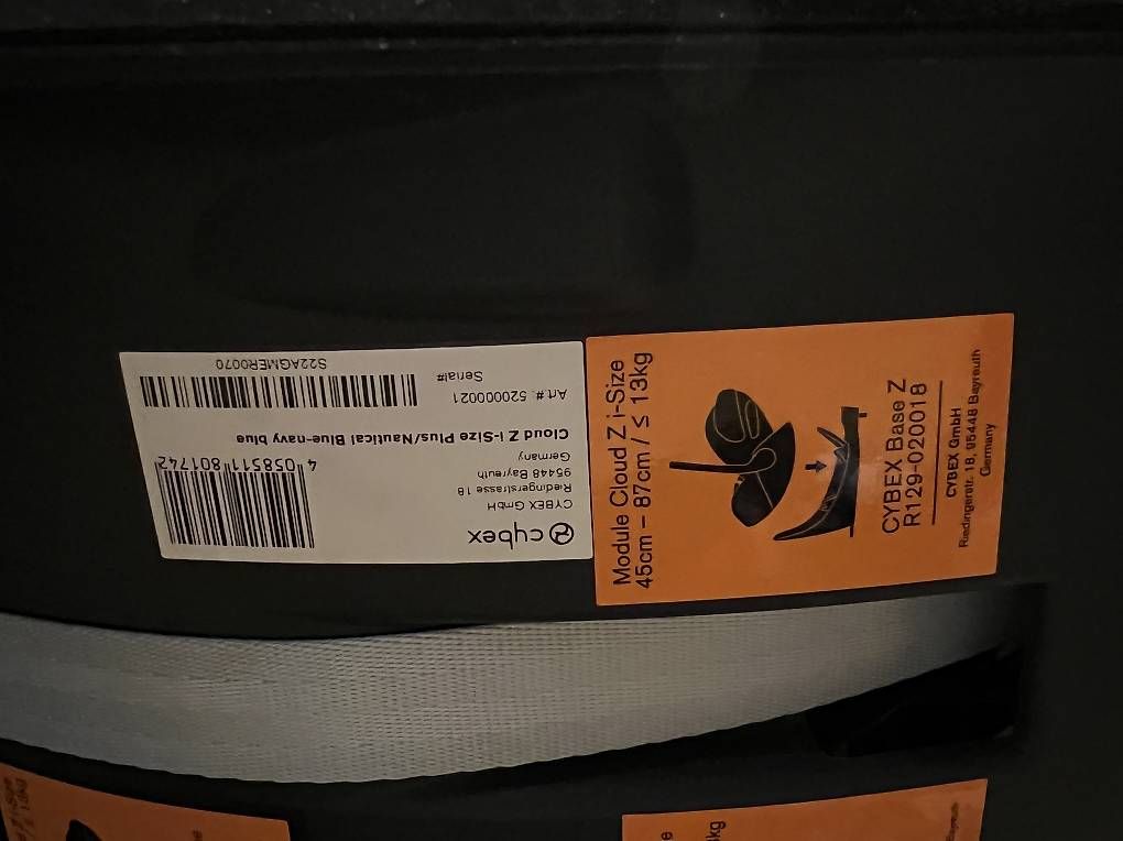 Sièges auto: Babyschale (MaxiCosi) Cybex  – D'occasion à St. Gallen par Miniwomn 1