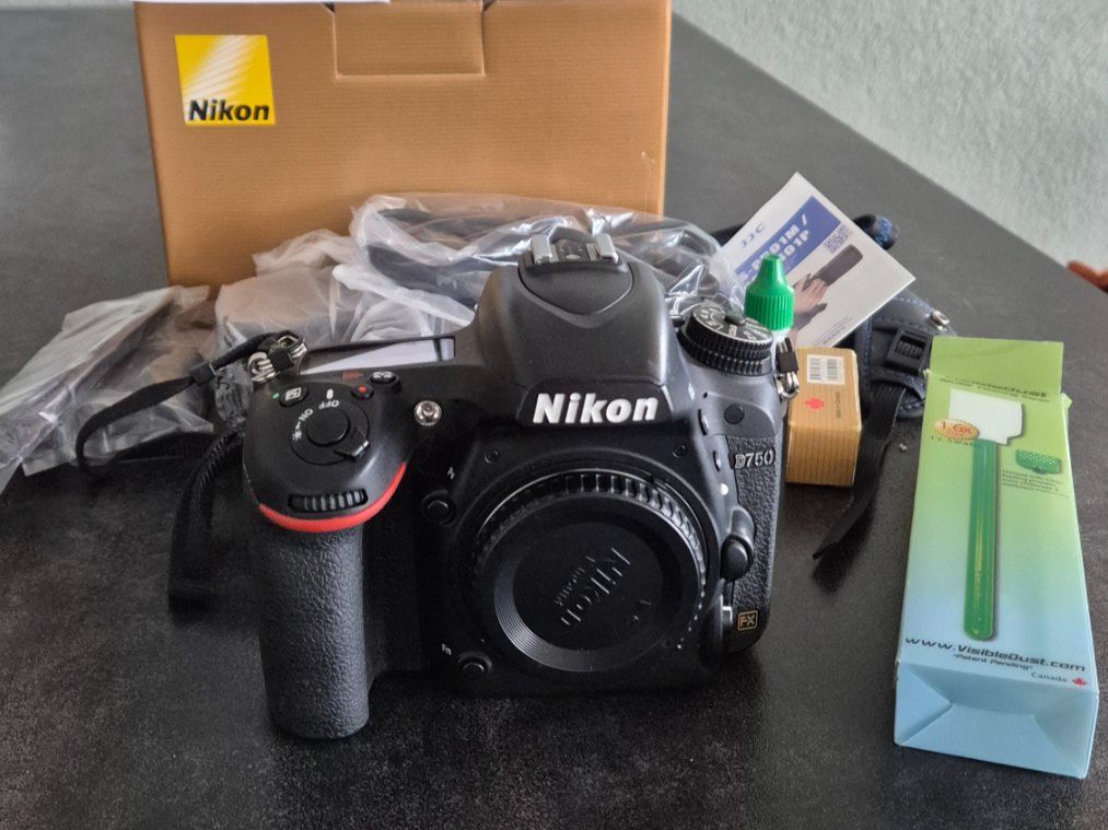 Nikon Fotocamera: Nikon D750 Body – Usato da Freienstein venduto da Murloc