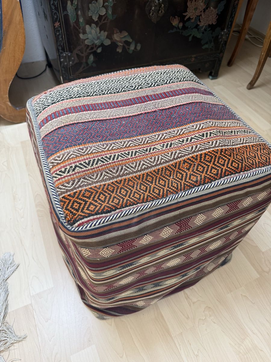 Sgabelli:  Vintage Hocker/Sitzhocker im Ethno-Stil – Usato da Rudolfstetten venduto da sophaziz 1