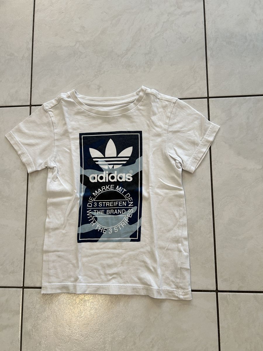 Adidas Lotti & Set di vestiti: Sportkleider set Gr.120-130 – Usato da Emmenbrücke venduto da LuTi80 2