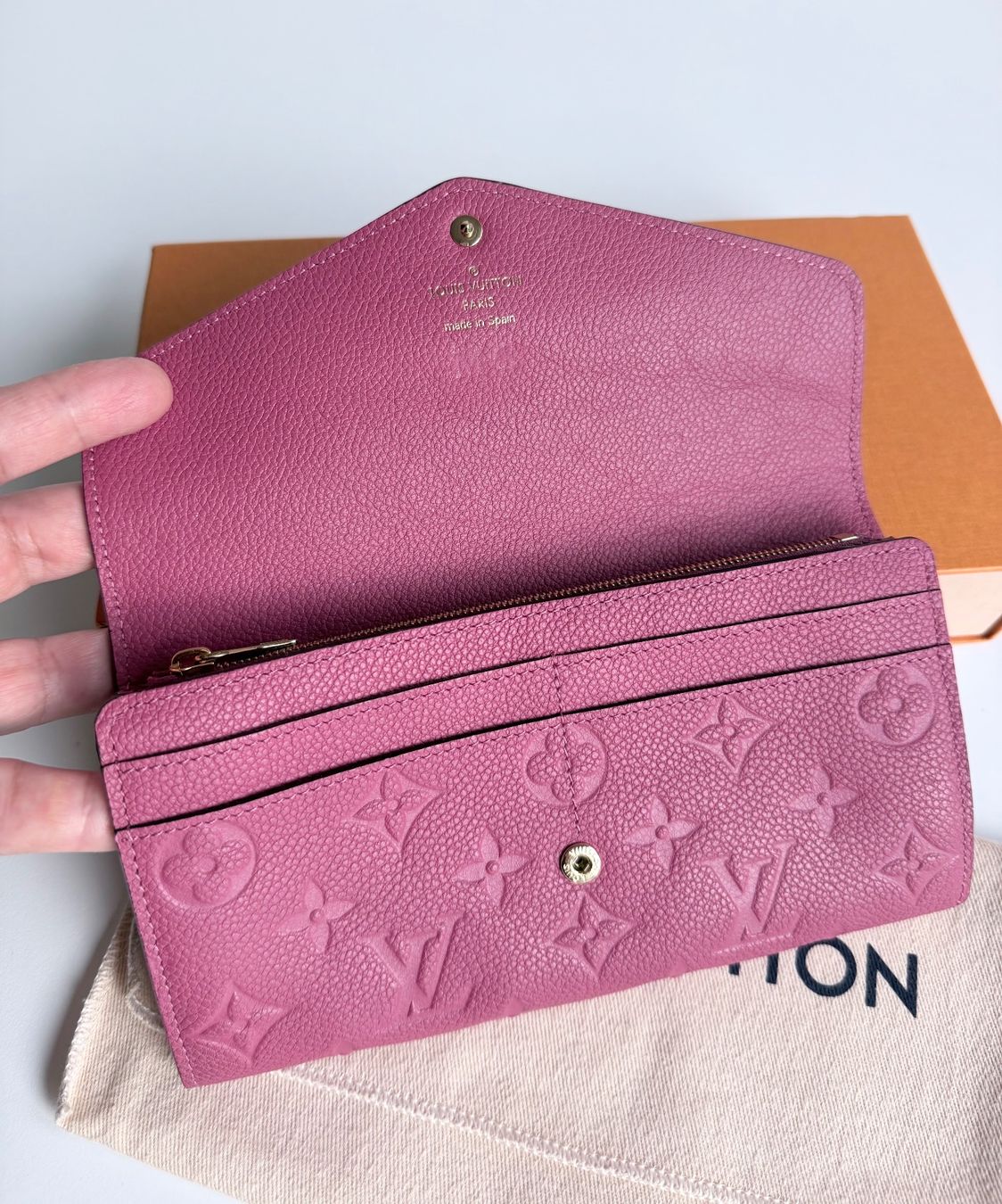 Louis Vuitton Portamonete: Louis Vuitton Sarah Wallet – Usato da Reinach AG venduto da RobbisB 2