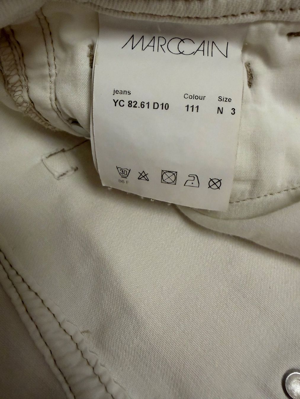 Marc Cain Hosen: Marc Cain Bermudas Crèmefarben Size 3 – Gebraucht aus rheineck von norwegianwood52 4