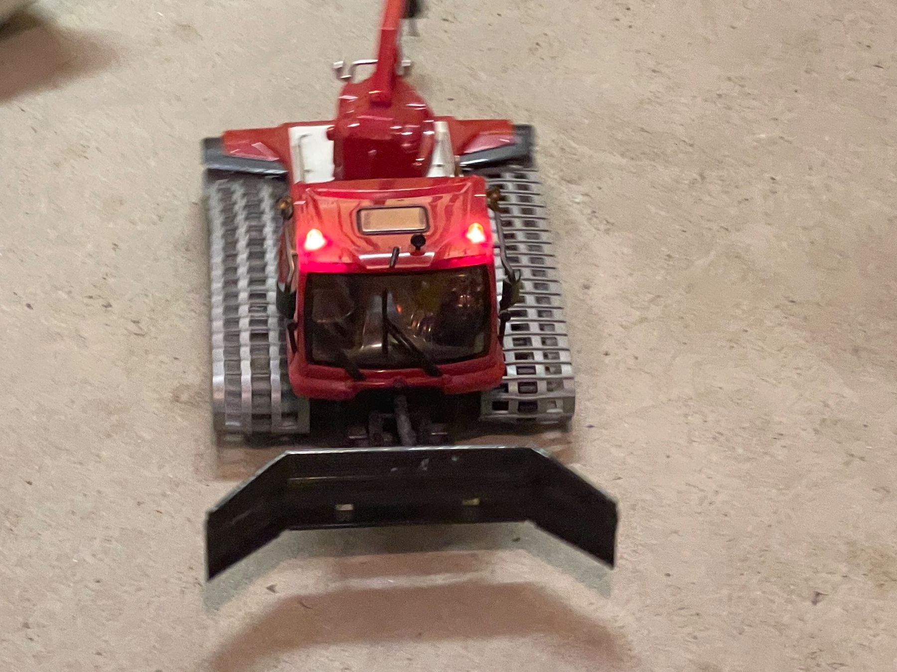 Jouets: Pistenbully 600 Remote Control Toy 1:32 Good Condition – D'occasion à Rheinfelden par M_Baumann 2