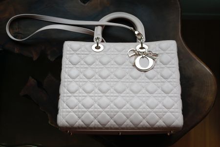 Dior Tasche "Lady Dior" Grösse Large Puderrosa Farbe