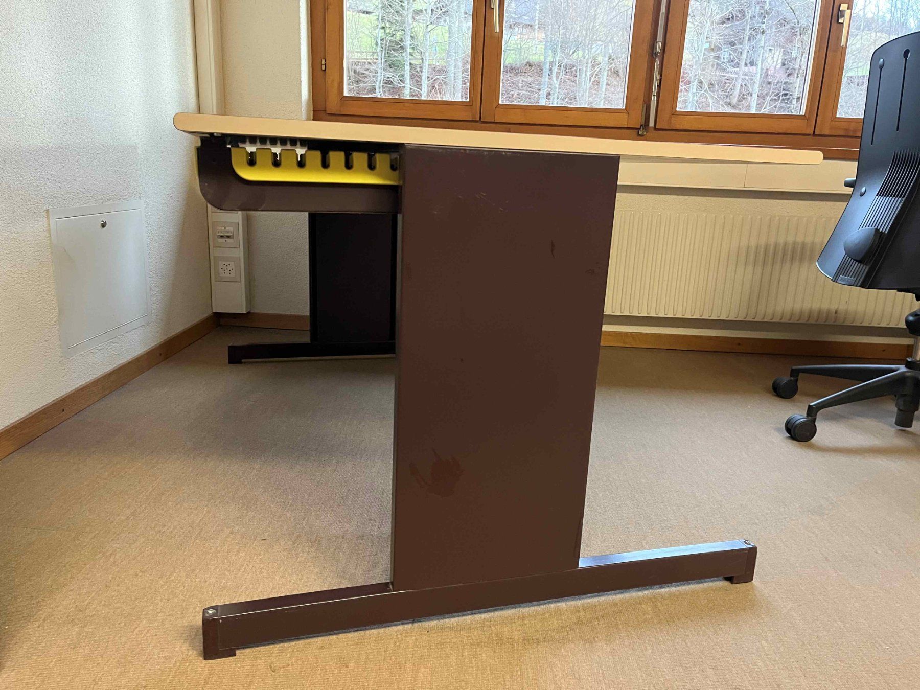 Scrivanie: Bürotisch - PC-Arbeitsplatz – Usato da Zäziwil venduto da zaezifuchsi 1