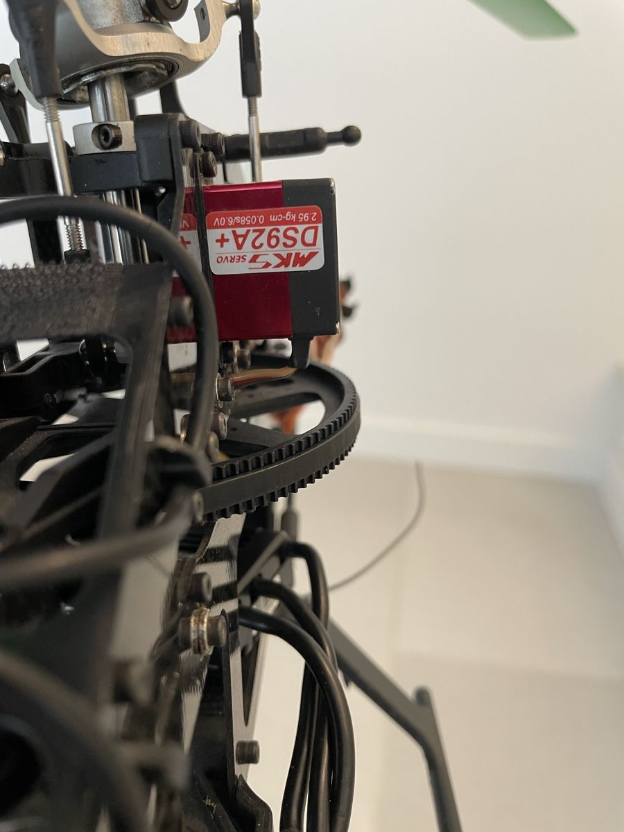 Modellismo RC: MSH Mini Protos 450 mit diversen Ersatzteilen  – Usato da Gutenswil venduto da tschiuh 4