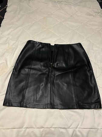 Lederimitat Minirock schwarz Gr. L  neu mit Etikett