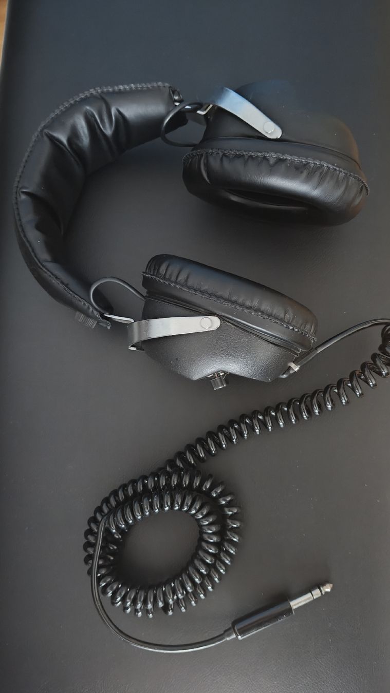 Casques audio: Casque audio – D'occasion à Lausanne par chwiese