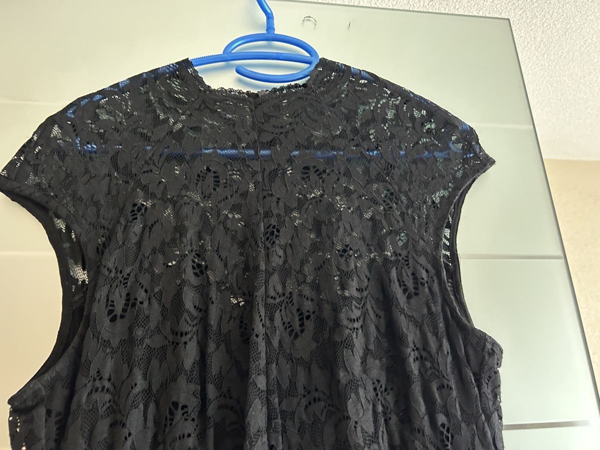 Comma Vestiti: Gr. 36 Schwarzes Spitzenkleid Comma – Usato da Hägglingen venduto da Muckel3 1