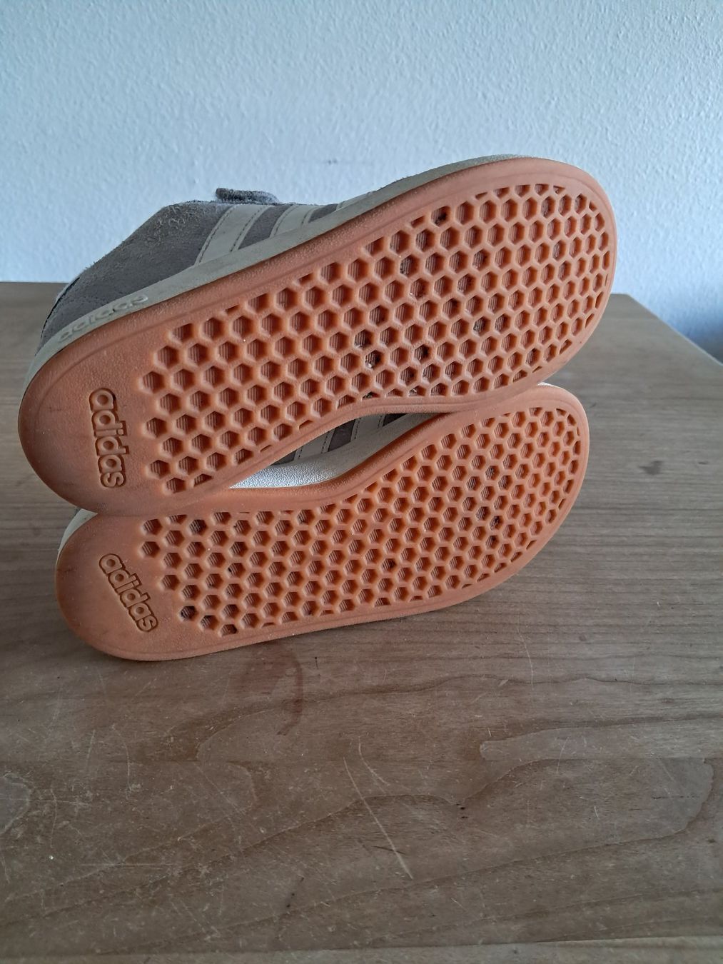 Adidas Scarpe per ragazzi: Turnschuhe / Sneaker Adidas, Gr. 32 – Usato da Ipsach venduto da ginko24 3