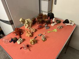 Konvolut Elefanten Figuren diverse Materialien 28 Stück.