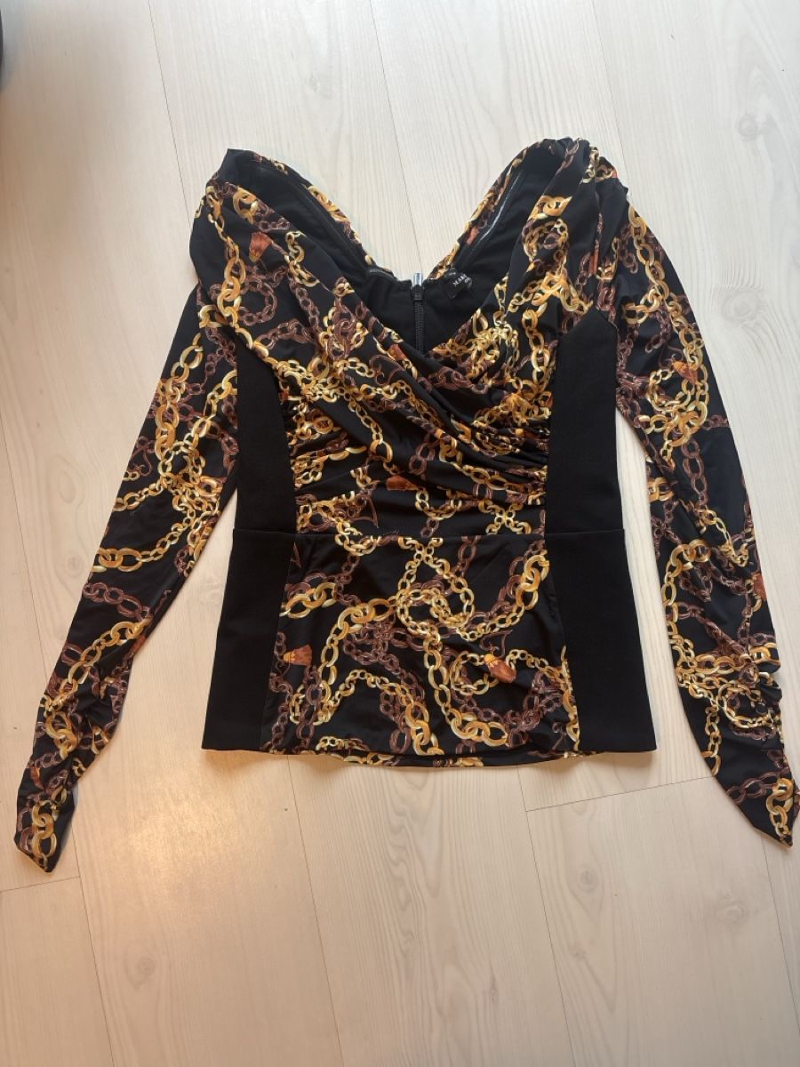Guess Camicette: Maricano by Guess – Nuovo (secondo la descrizione) da Ipsach venduto da Wn20133